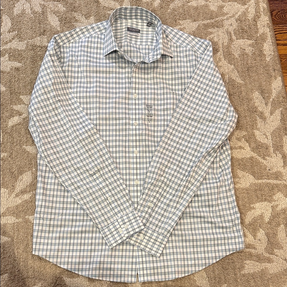 Van Heussen Men's Blue Grey Checkered Shirt